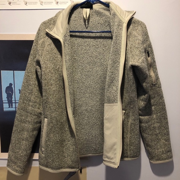 Beige Patagonia Zip-up Fleece - Picture 3 of 4